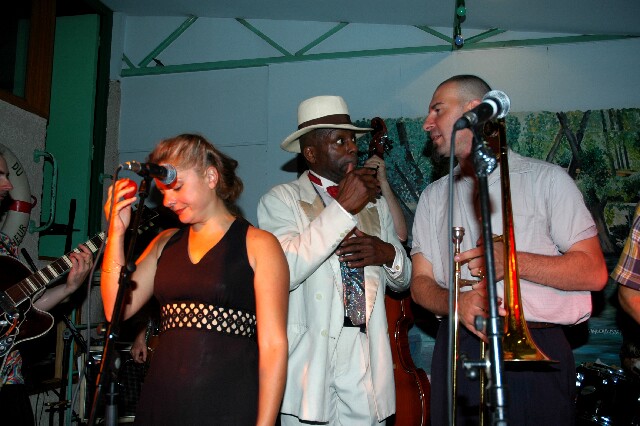 min 2006 05 14 guinguette mp 343